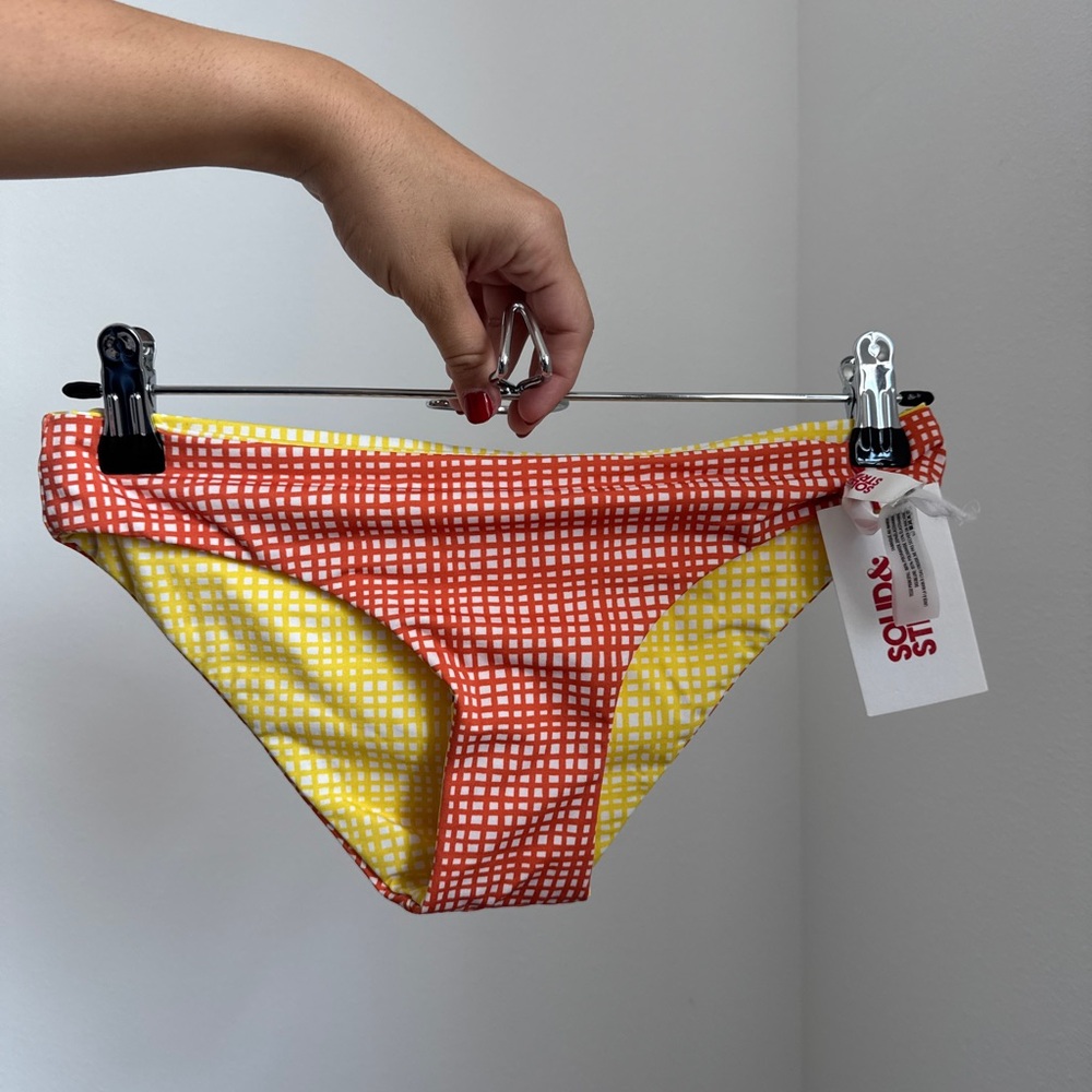 SOLID & STRIPED Elle Reversible Checkered Bikini Bottom in lemon grid